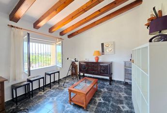 WIDE ESTATE FOR RENT IN TEULADA FOR LONG TERM