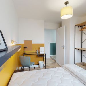 PONT SAINT JACQUES Roommate 4 Bedrooms at Clermont Ferrand - Photo 2