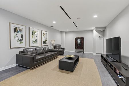 For Lease - 1940 Ironstone Drive Unit# 1110, Burlington, Ontario - Photo 2