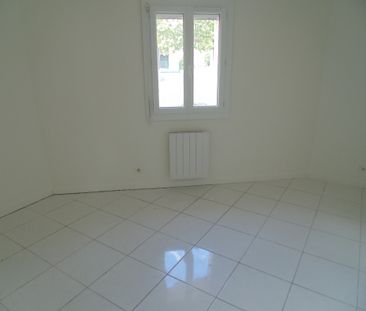 Location Appartement 3 pièces 50m² ST PAUL DE VARAX 01240 - Photo 4