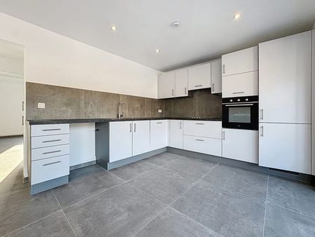 Appartement te huur - Foto 5