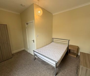 Stanley Street, Haxby Road - P1335 - Photo 4