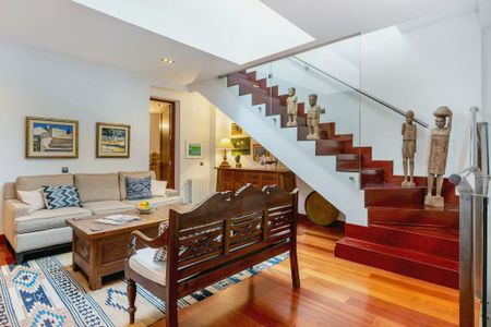 Plaza Puerta Real, Sevilla, Andalusia 41001 - Photo 5