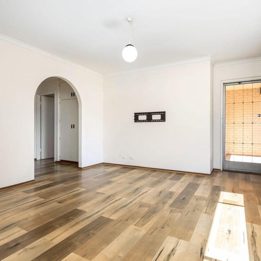 Modern Upstairs Living Close - Photo 1