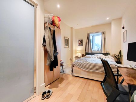 Putney Wharf Tower, Brewhouse Lane, London SW15 - Photo 3