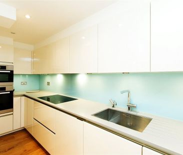 3 bedroom terraced house to rent - Photo 6