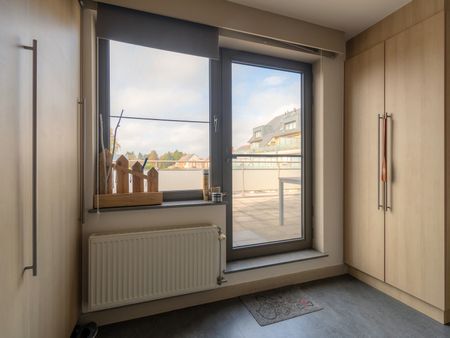 Een appartement op de 1ste verdieping met 2 slaapkamers, terras en autostaanplaats in Merksplas. - Photo 4