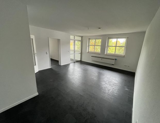 Zentral und ruhig wohnen! (WBS für 3 Personen nötig) 3 Zimmer - Photo 1