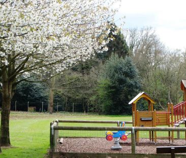 1 Bed Flat, Wensleydale, LU2 - Photo 2