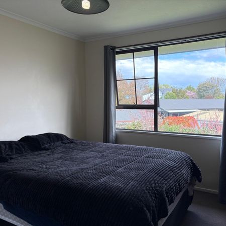 12 Cunliffe Road - Photo 5