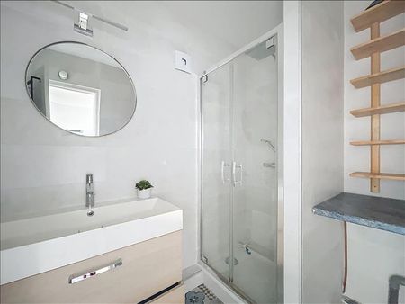 2 pièces - Meublé - 43,7 m² - 3ème étage - Colocation non autorisée - Photo 4