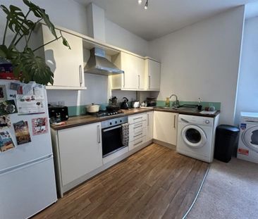 1 Bedroom Apartment To Let - Photo 3