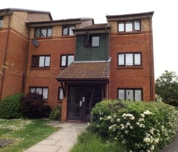 Bernards Close, Hainault, IG6, Property for rent - Photo 4