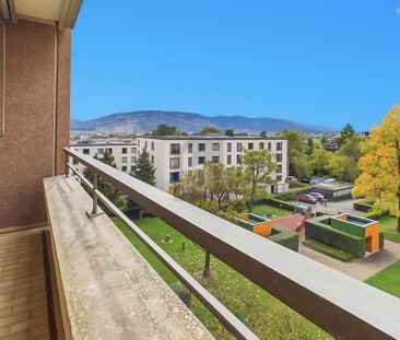 LUMINEUX AVEC BALCON ET PROCHE DES O.I - Foto 1