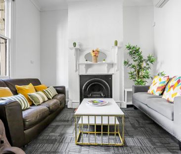 Darlington - Photo 1