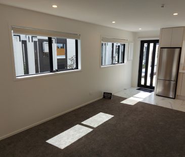 6/322 Oxford Terrace, Avalon - Photo 2