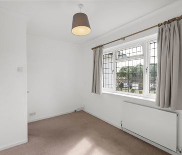 4 Bedroom Detached House To Rent - Photo 3