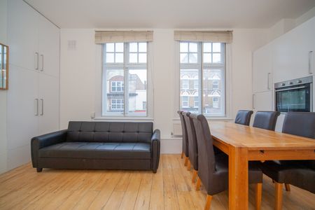 2 Bed Flat, Tooting High Street, SW17 - Photo 2