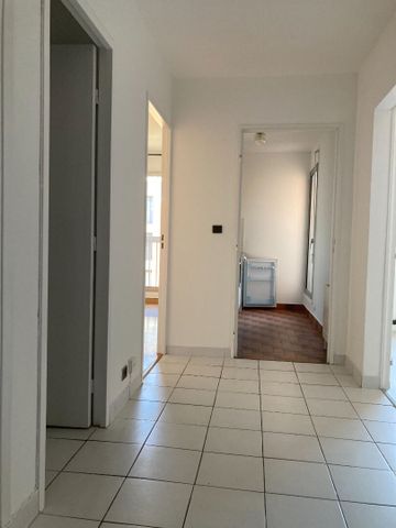 Location Appartement 2 pièces 49m² - Photo 5