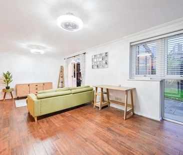 Friars Mead, Isle Of Dogs, E14 - Photo 5