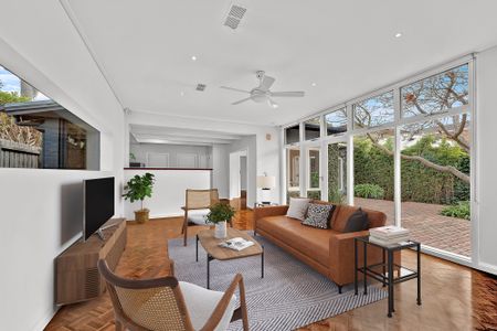8 Cromer Road, Beaumaris VIC 3193 - House For Rent | Domain - Photo 4