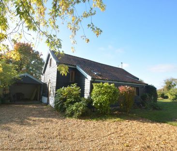 4 bedroom barn conversion to rent - Photo 1