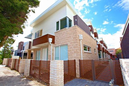 4/2 Cumming Street, Brunswick, VIC 3056 - Photo 5