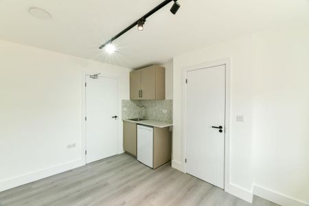 Property to rent - Photo 5