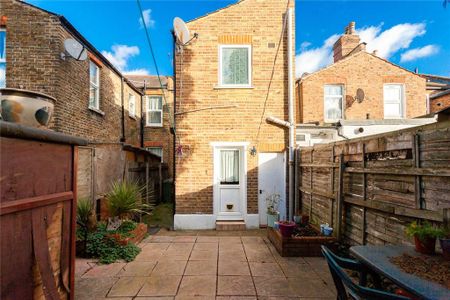 3 bedroom house to rent - Photo 5