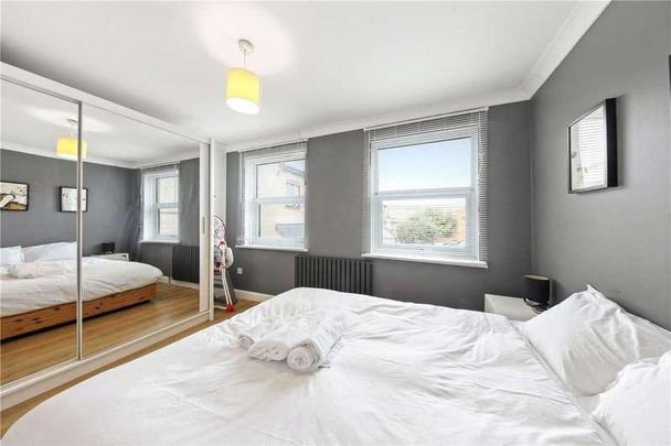 Edmeston Close, London, E9 - Photo 1