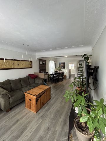 For Lease - 30 West 1st Street, Hamilton, Ontario - Photo 2