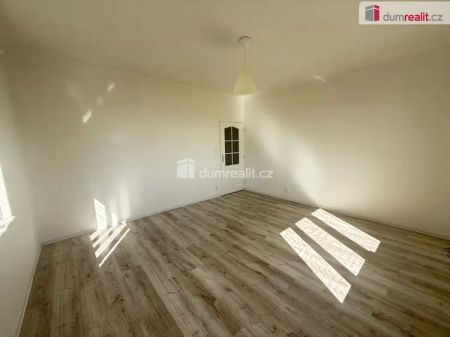 Pronájem bytu 2+1 60 m - Photo 3