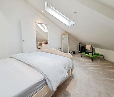 2 bedroom penthouse to rent - Photo 2