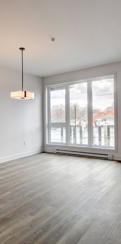 Appartement Mirabel À Louer - Photo 1