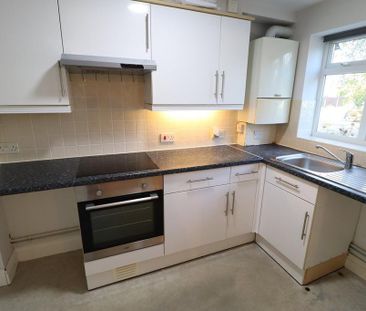 2 bedroom maisonette to rent - Photo 4