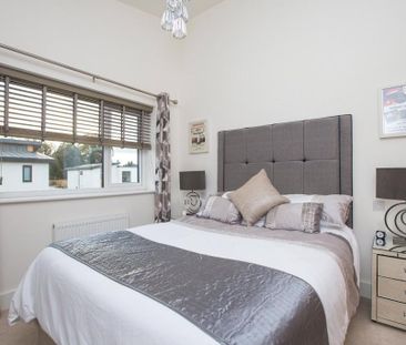 3 bedroom semi-detached house to rent - Photo 2