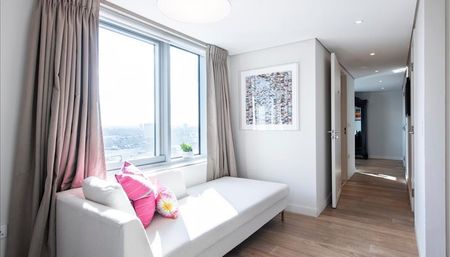 4 bedroom flat to rent - Photo 2