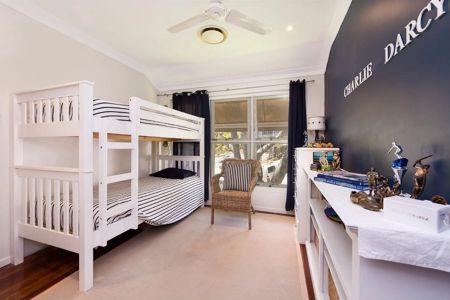 Convenient, Stylish, Family-Friendly Haven - Photo 5