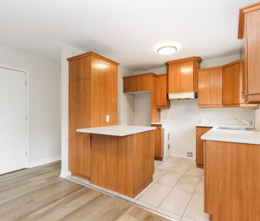 Condo for rent, Laval (Chomedey) - Photo 2