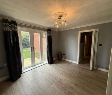 1 bedroom ground floor flat to rent - Photo 5