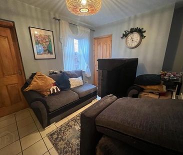 63 Broadway, Belfast, BT12 6AS - Photo 1