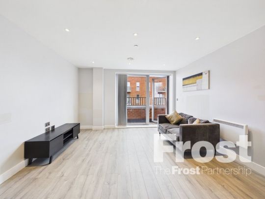 Petersfield Avenue, Slough, Berkshire,SL2 - Photo 1