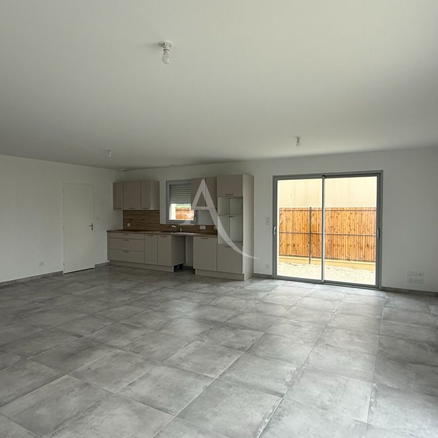 Location maison 5 pièces, 114.30m², Saint-Sever-de-Saintonge - Photo 1