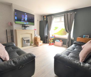 3 bedroom semi-detached house to rent - Photo 5