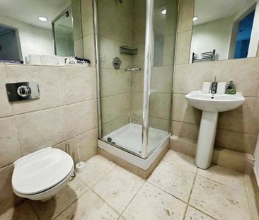 2 bedroom flat to rent - Photo 6