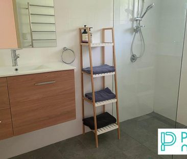 8 Bradley Place, TAMWORTH NSW 2340 - Photo 3