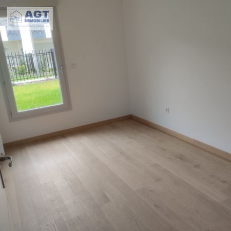 Location Appartement 3 pièces 71m² BEAUVAIS 60000 - Photo 4
