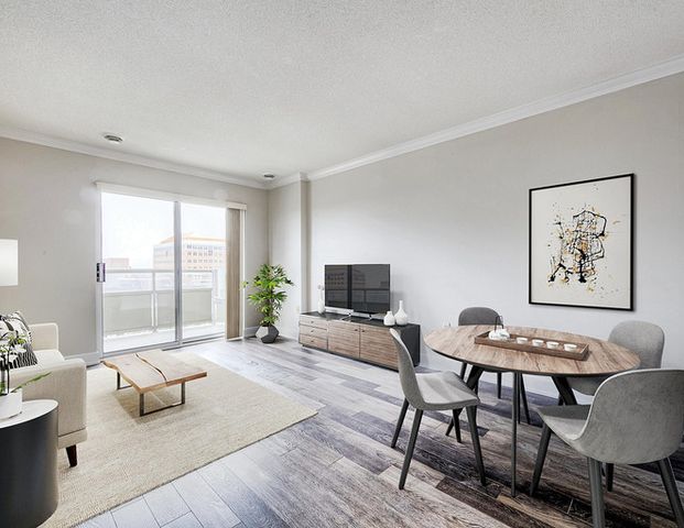 Regency | 57 Queen Street North, Kitchener - Photo 1