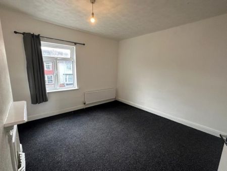 Eastfield - Photo 2