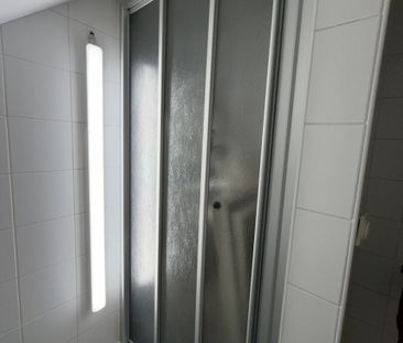 Charmante 1-Zimmer-Dachgeschosswohnung in Salzburg - Photo 4